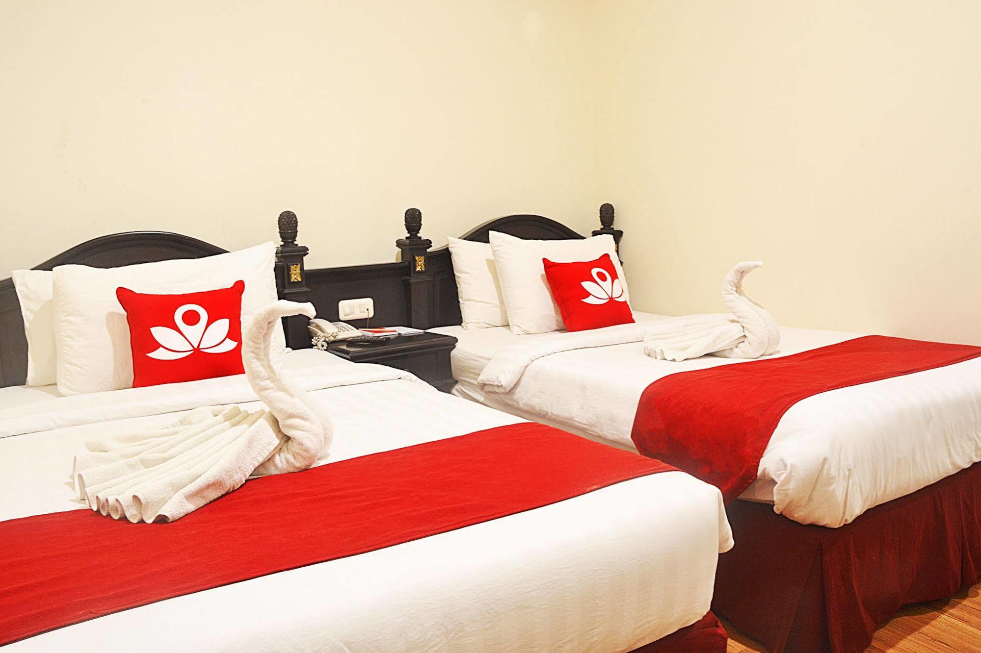 Zen Rooms Sultan Iskandar Muda Surabaja Zewnętrze zdjęcie